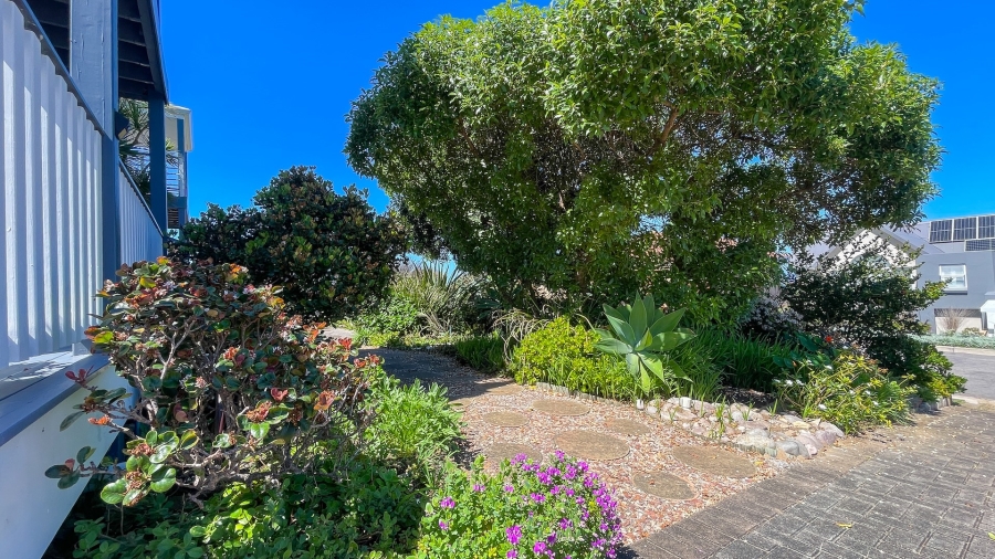 5 Bedroom Property for Sale in Hersham Western Cape